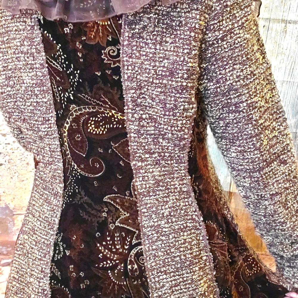 Anea.A sweater